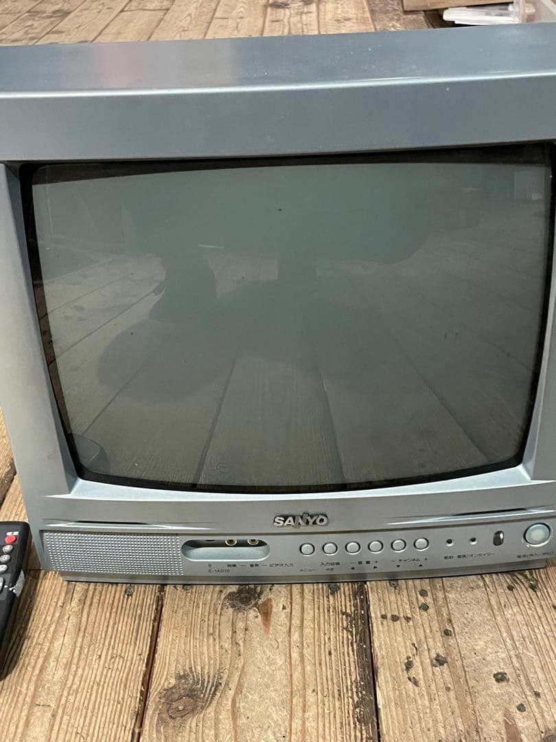 SANYOサンヨーブラウン管 カラーテレビ C-14D10 - メルカリ