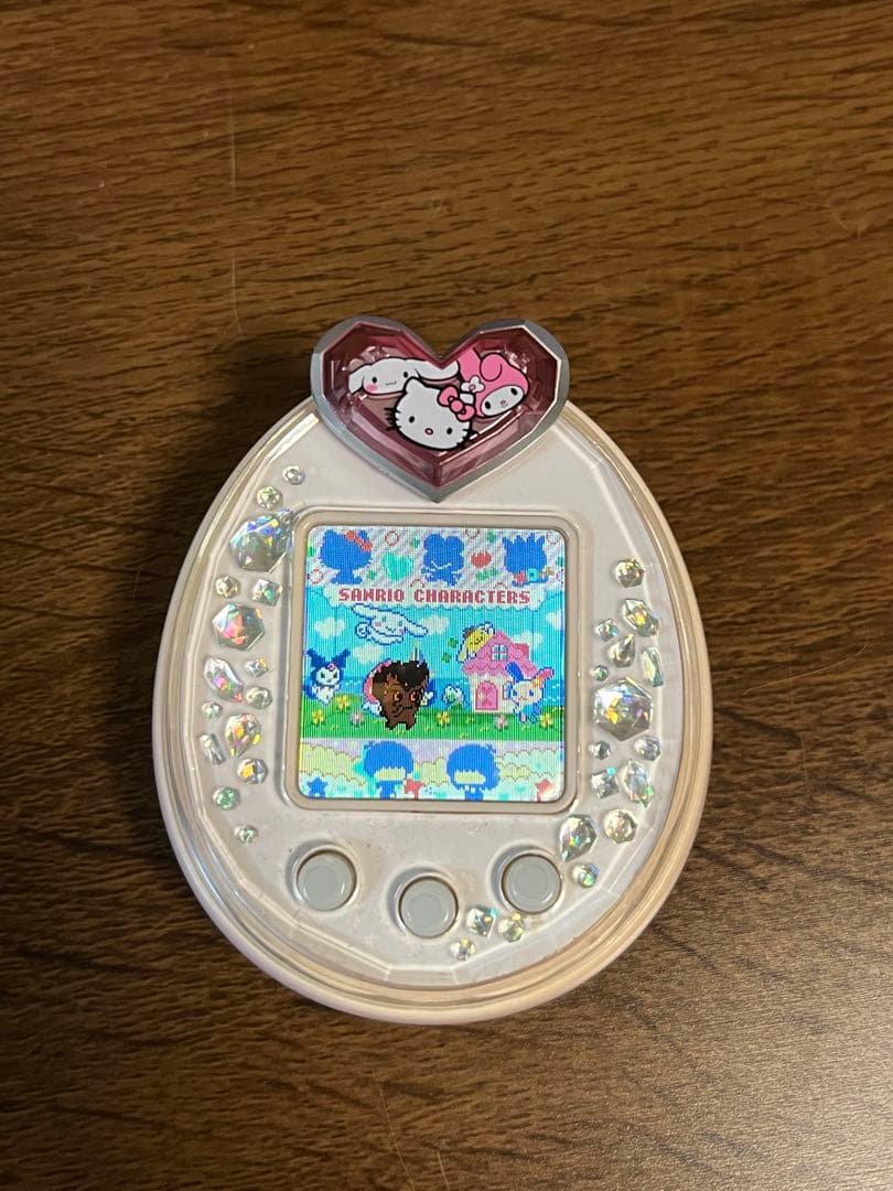 たまごっちP's ピンク たまデコ ピアス サンリオ たまごっちピース