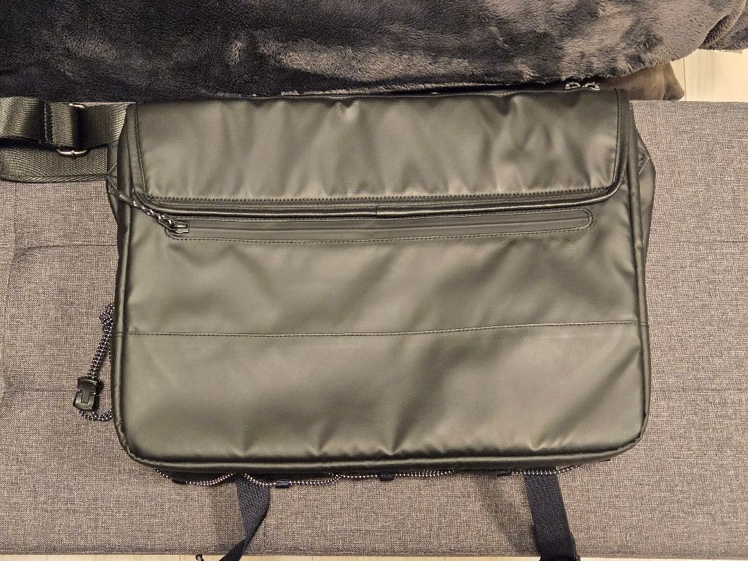 美品】トポロジー Messenger Sacoche Large - メルカリ