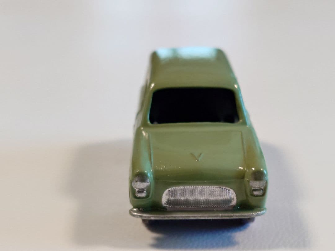 ミニカー MATCHBOX No.59 FORD \"Singer\" VAN