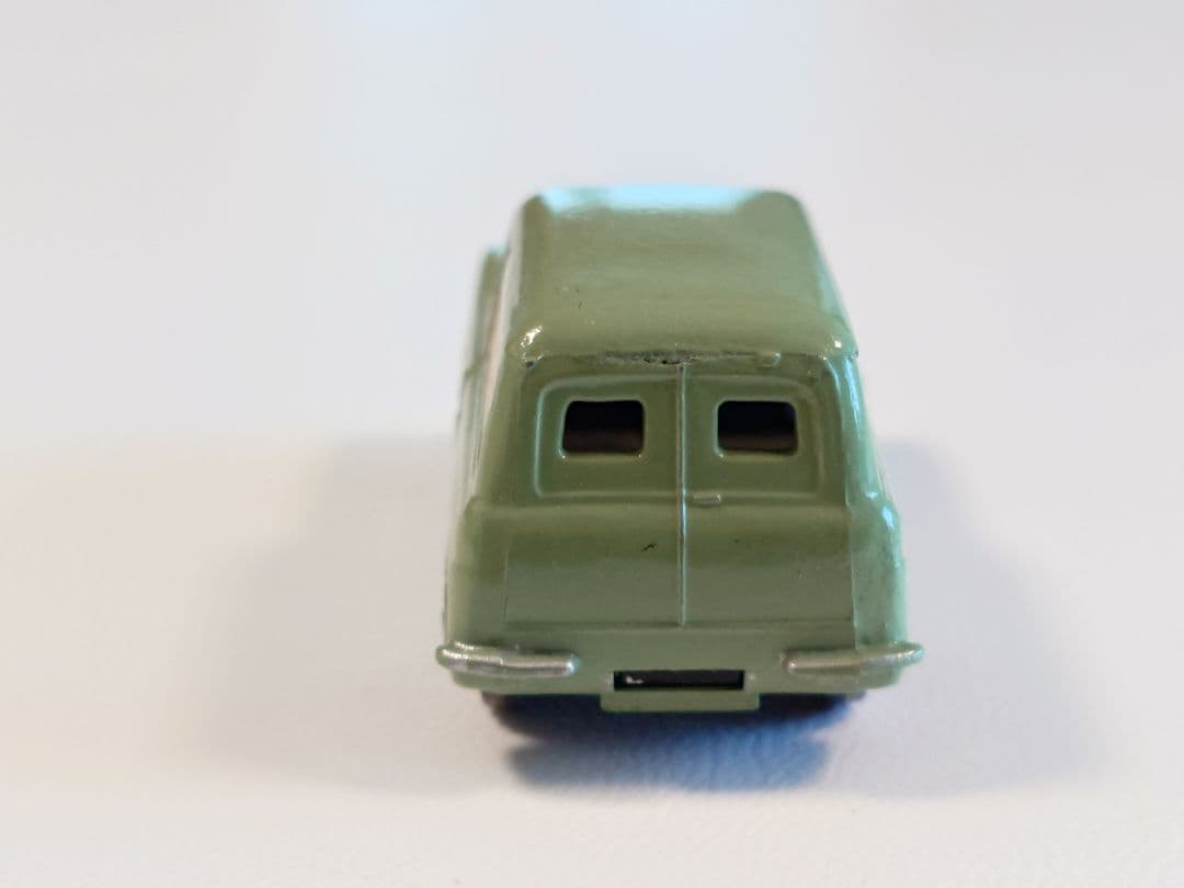 ミニカー MATCHBOX No.59 FORD \"Singer\" VAN