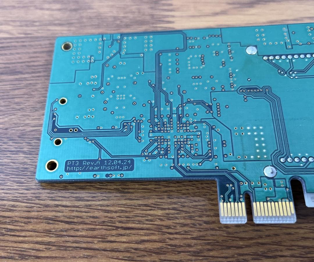 アースソフト PT3 Rev.A 地デジ・BS・CS 視聴録画 - メルカリ