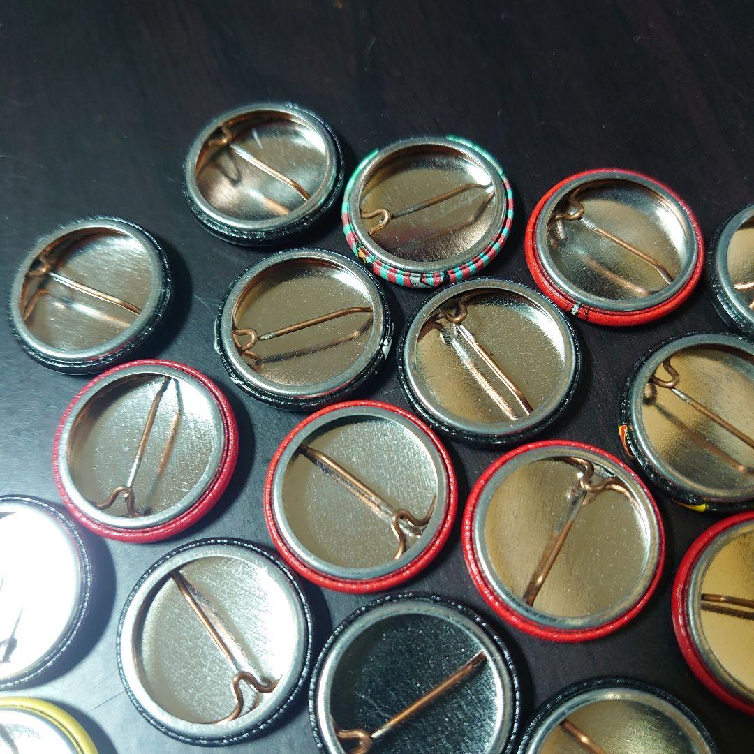 マキシマムザホルモン「ホルモン缶バッヂ 26種セット」