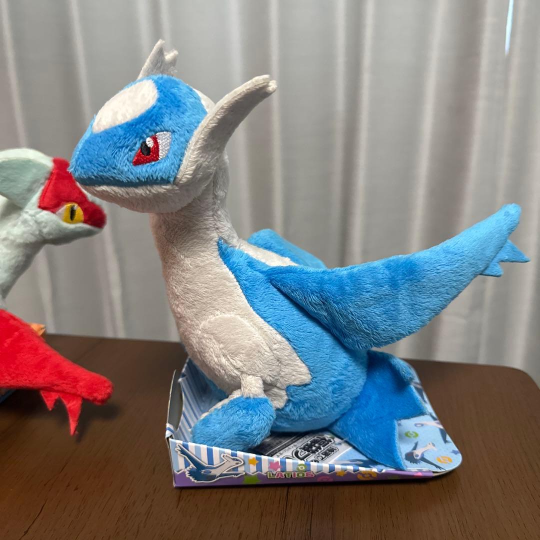 タカラトミー製　ラティオス ラティアス ぬいぐるみ