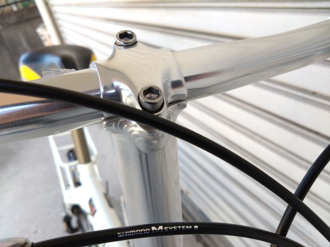 プジョー コリブリ 18インチ ルミナスホワイト 神奈川引取限定