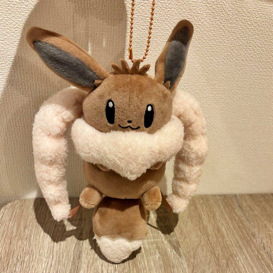 ボタンのイーブイ リュック型ポーチ ポケモンセンター 限定 新品未使用