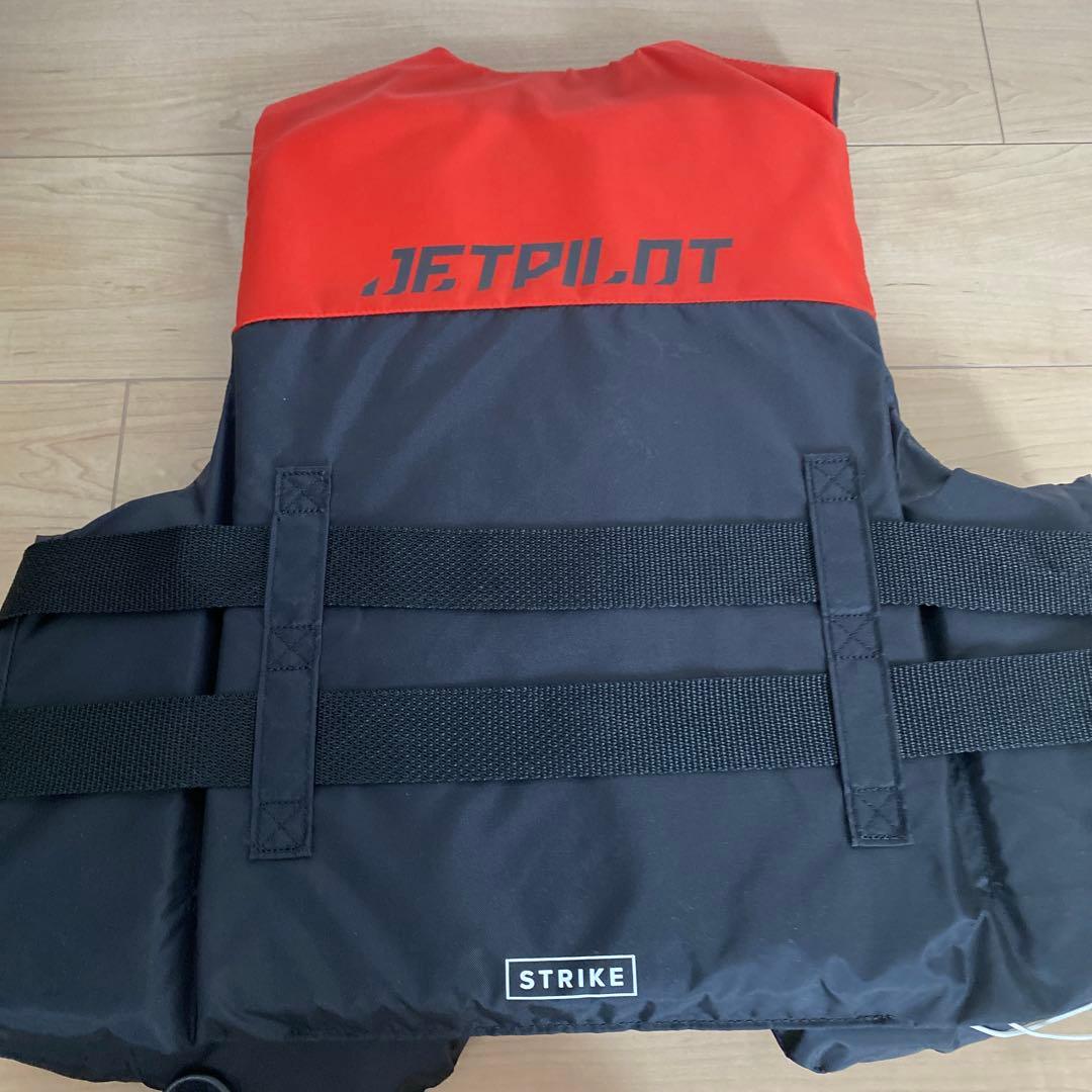 ライフジャケット Mサイズ 赤黒 付属品あり