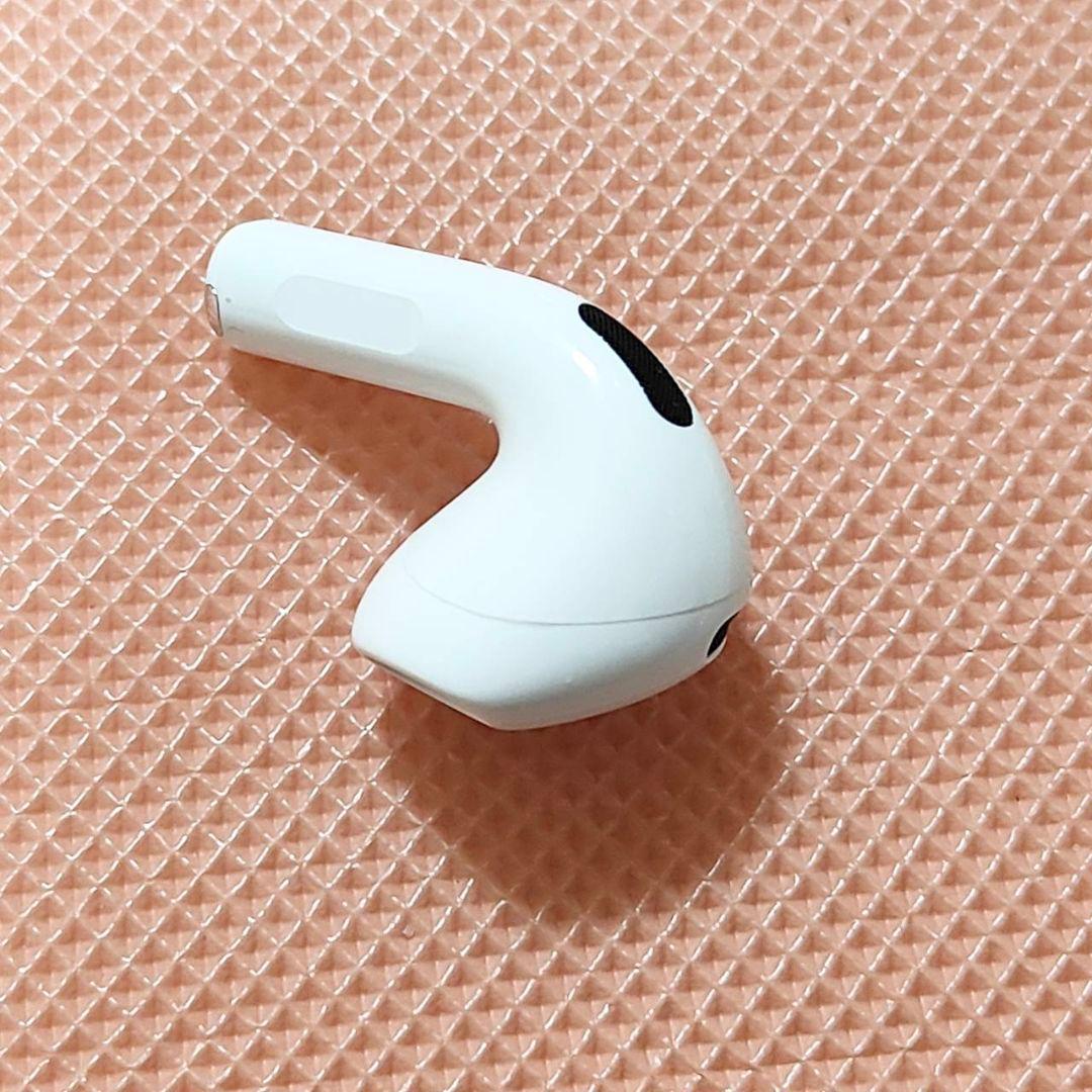 Apple AirPods 4世代 片耳 R 片方 右耳 ノイキャン無し - メルカリ