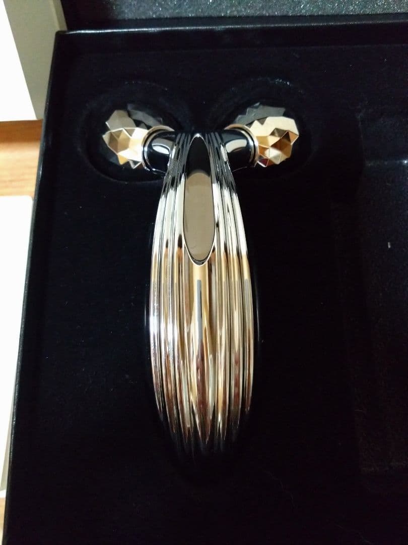 《値下げOK》リファカラットレイReFa RF-PC2019B SILVER