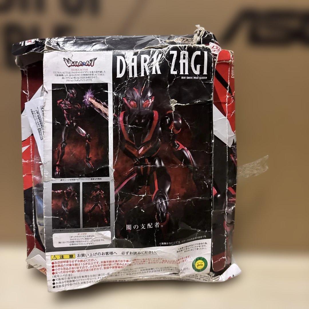 ウルトラアクト　ダークザギ
