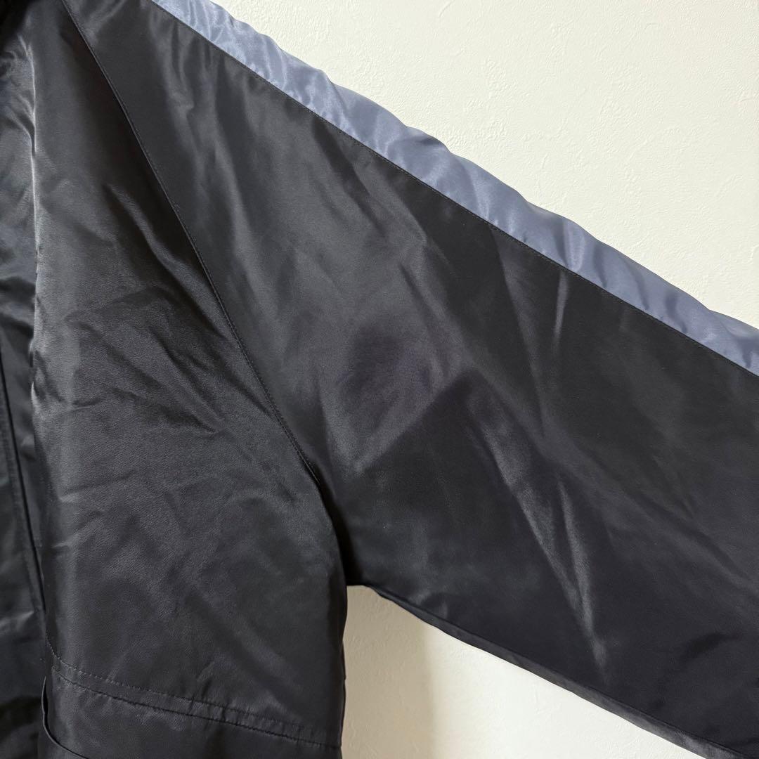 Perfume closet カラーブラックナイロンジャケット　アウター