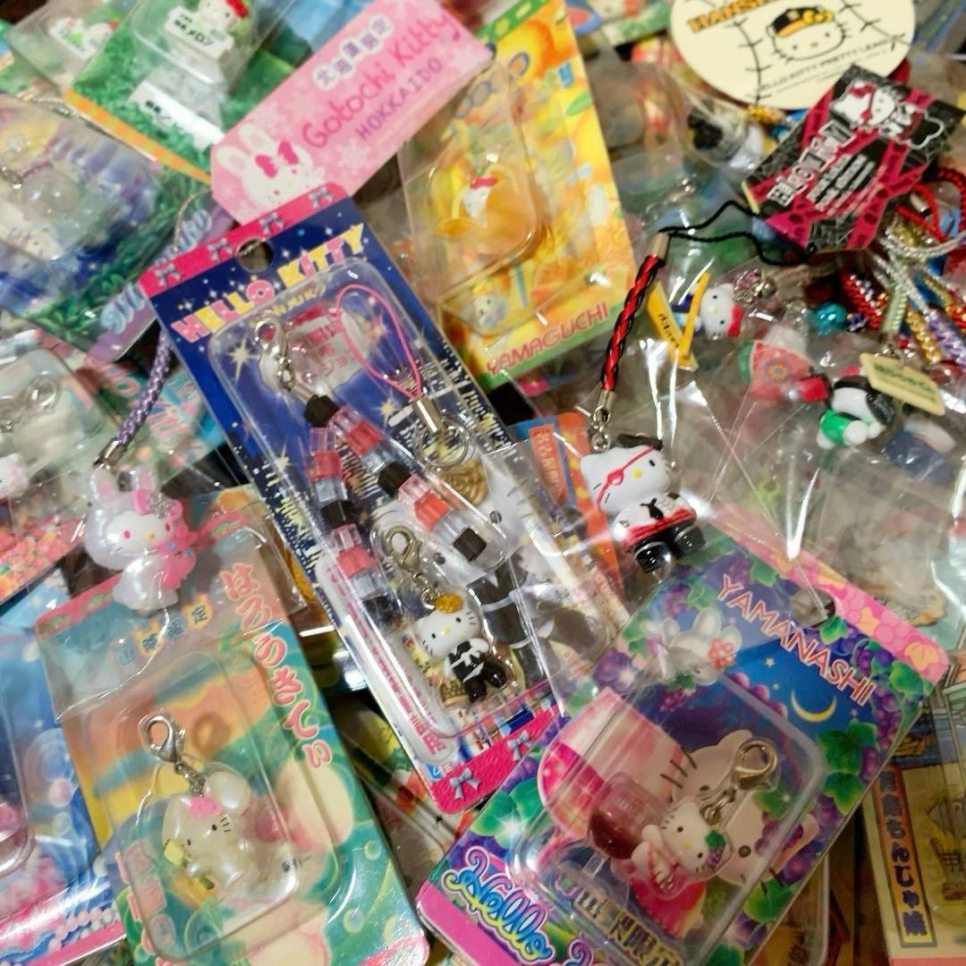 ご当地キティ　68個　根付　ファスナーマスコット　パンク/新宿ver.キティ等