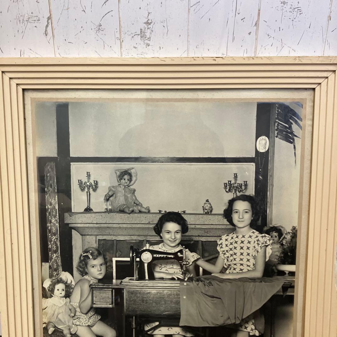 昭和レトロ ハッピーミシン 絵画 人物画 写真 ポスター 女の子 額装 額入り