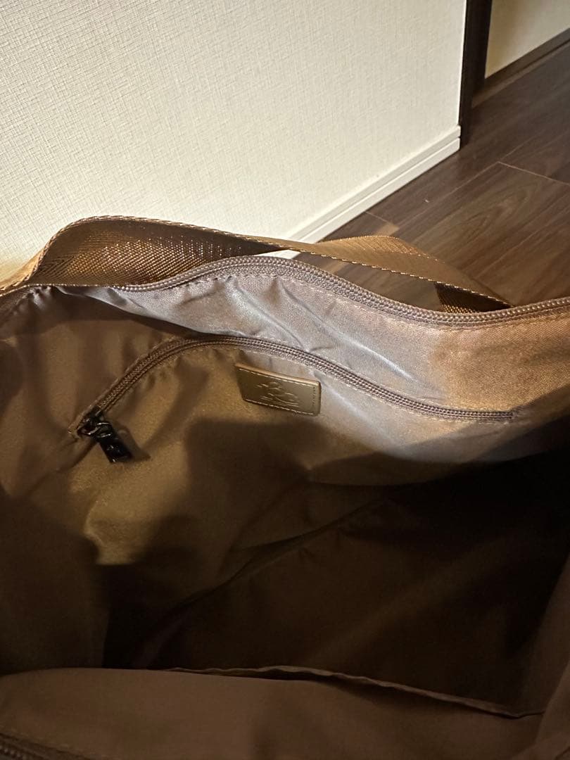 新品】【非売品】1piu1uguale3 大容量ブラウンメッシュゴルフバッグ