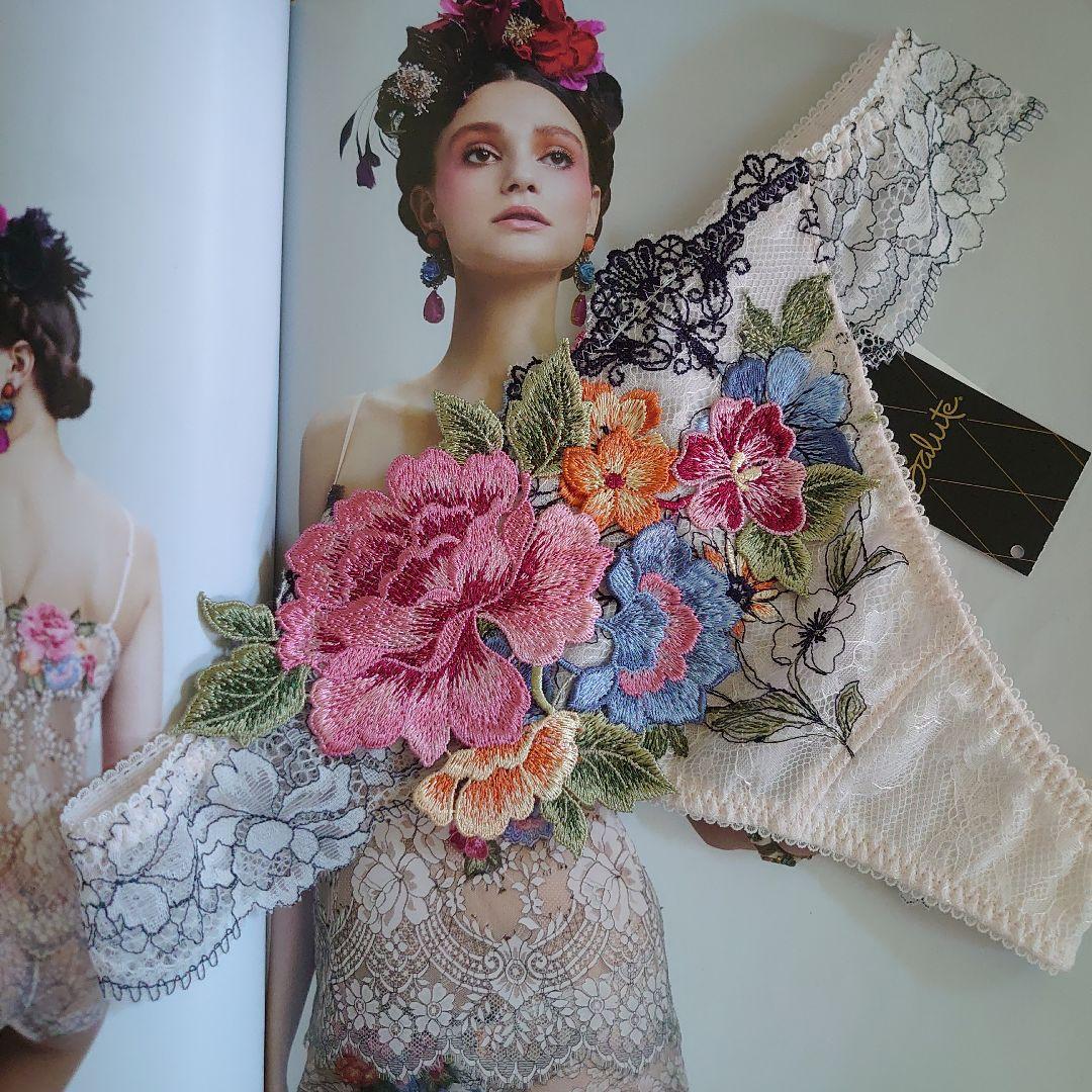 新品サルート59Gフォークロア店舗限定ソングManan倉科カナ - メルカリ