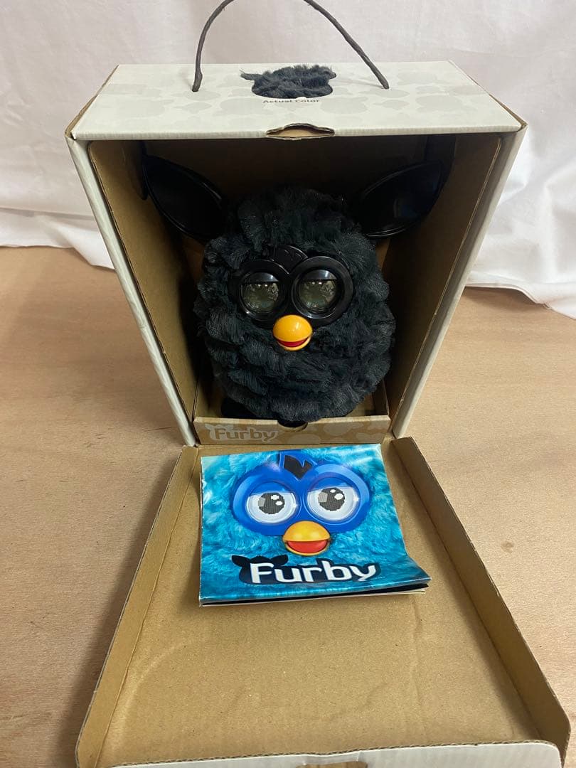 Furby ファービー　ブラック　動作未確認