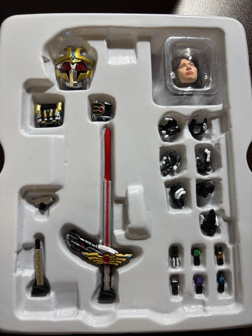 S.H.Figuarts 真骨彫 仮面ライダーイクサ　輸送箱付き