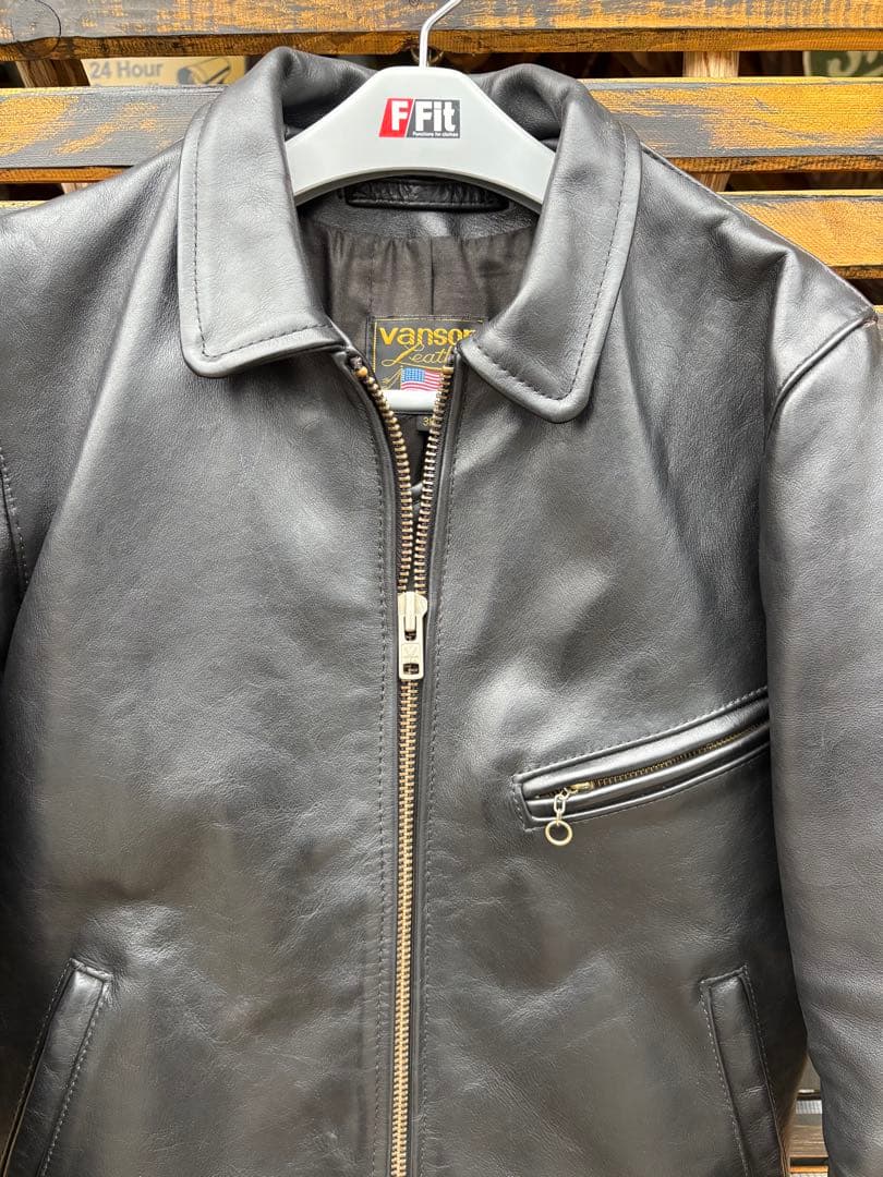 vanson ブラック レザージャケット シングルライダース - メルカリ