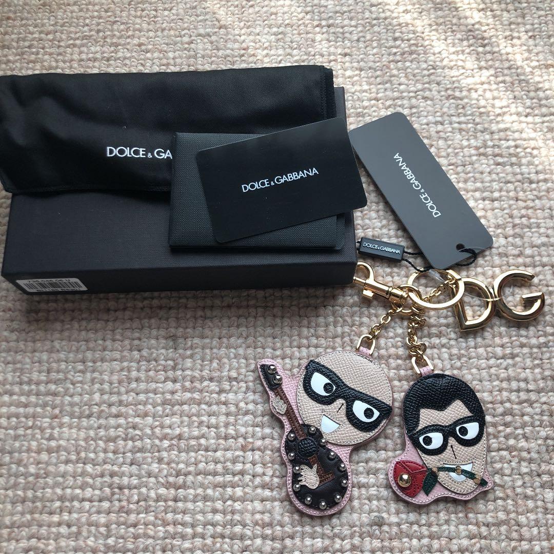 ドルチェ＆ガッバーナ　レザーキーホルダー 楽天市場】DOLCE&GABBANA D&Gドルチェ＆ガッバーナ立体ロゴ レザータグ