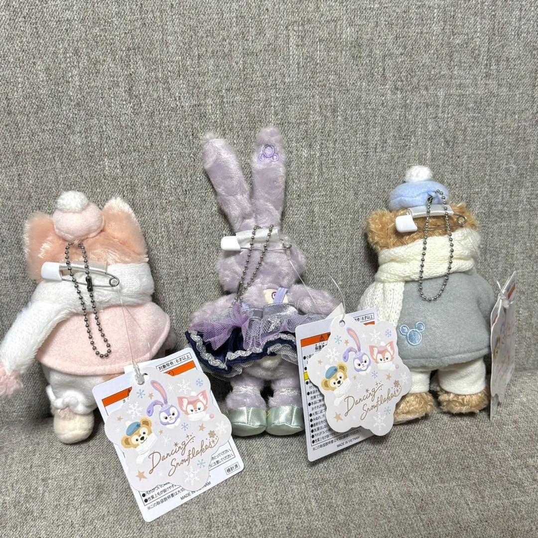 東京ディズニーシー　ダンシングスノーフレークス　ぬいぐるみバッジ　セット