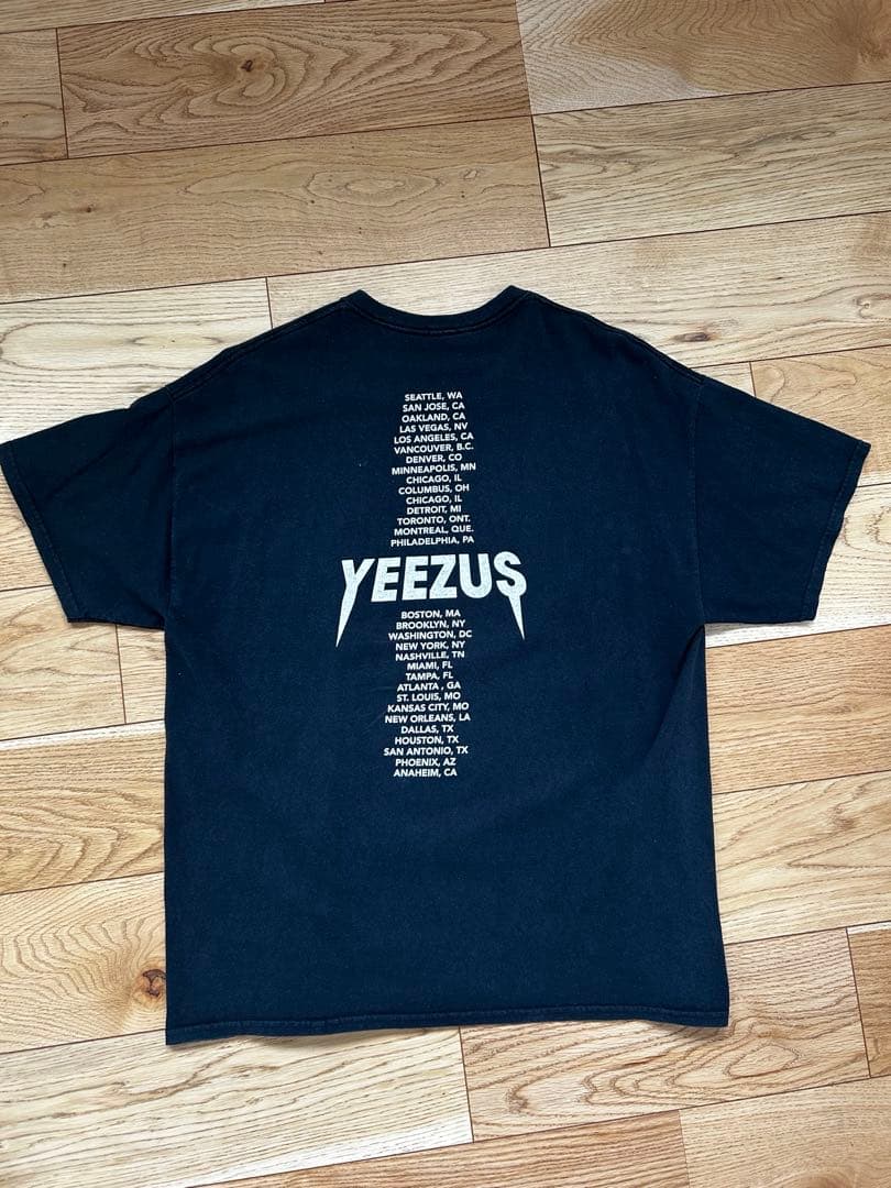 レア／Kanye West YEEZUS tour T-shirt XLサイズ