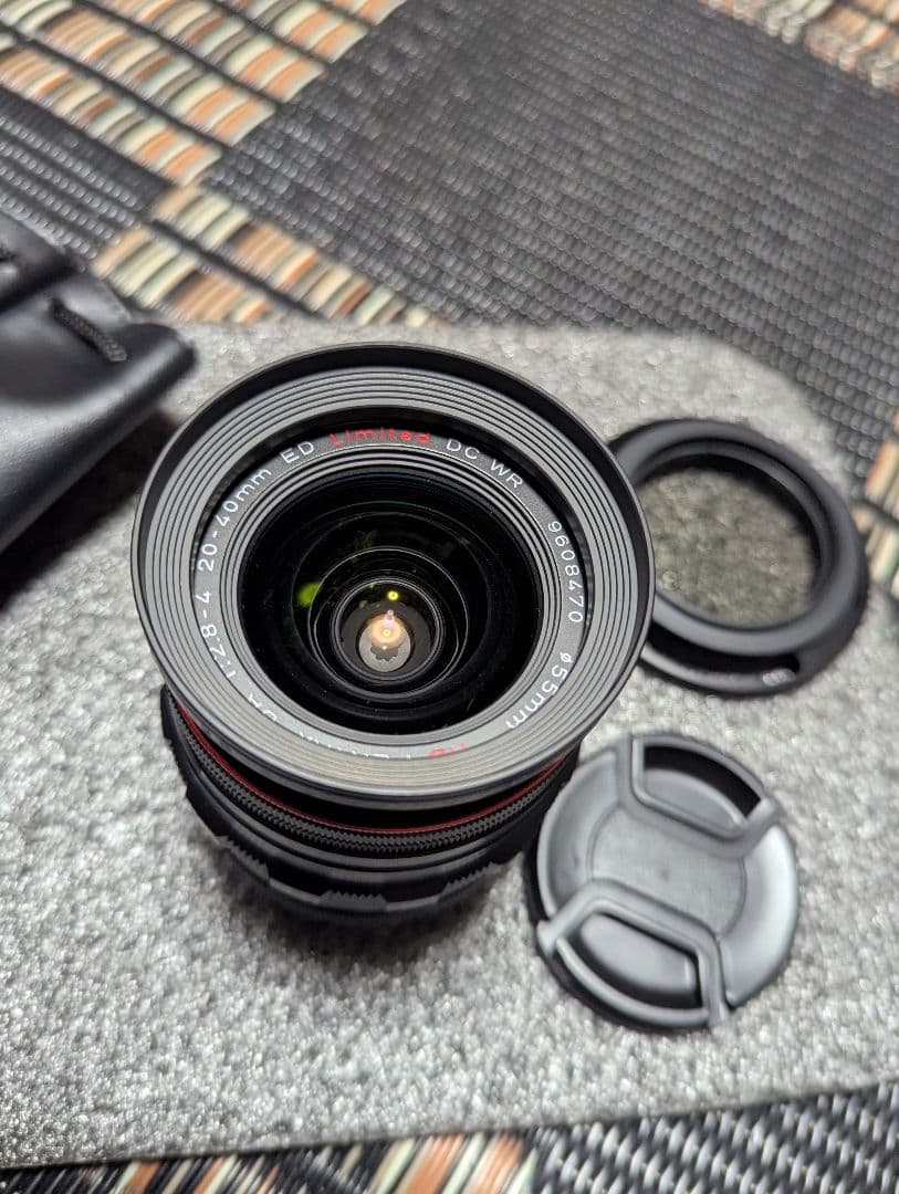 ジムタ PENTAX-DA 20-40mm F2.8-4