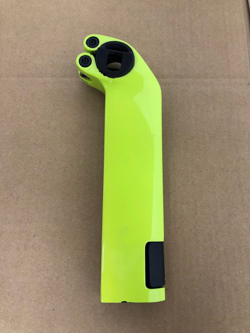 TREK MADONE SLR 専用シートポスト Trek Madone Gen 8 Seatpost（トレック マドン第8世代 シートポスト）