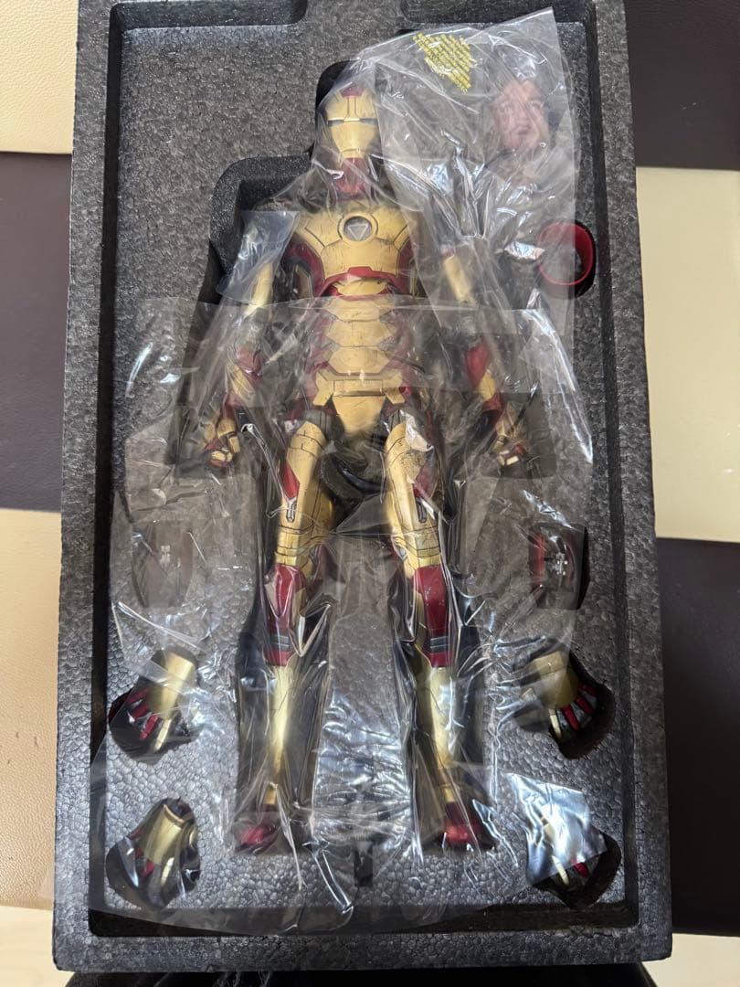 ホットトイズ　DIECAST 新品 アイアンマン　マーク42(2.0版)