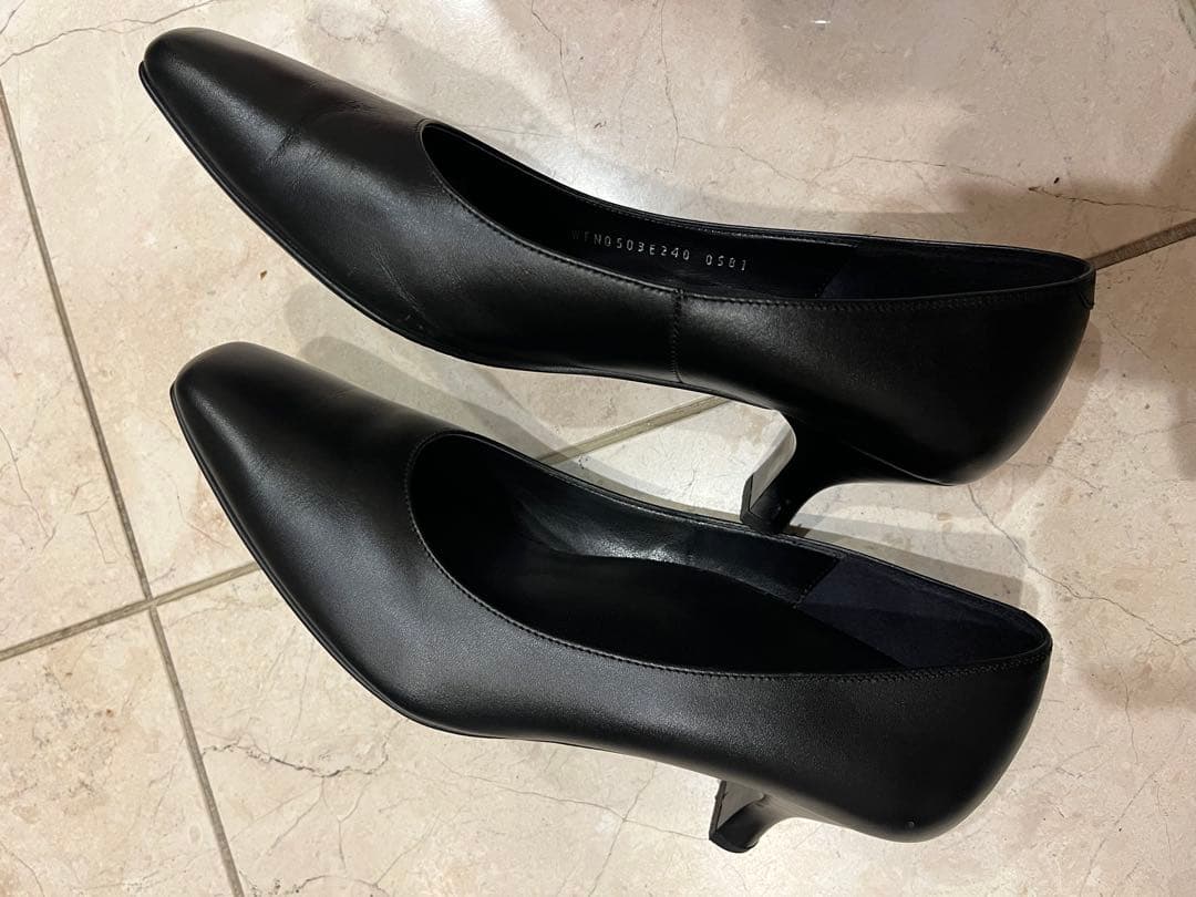 黒スクエアトゥ パンプス ワコール サクセスウォーク 24cm 3E 幅広型