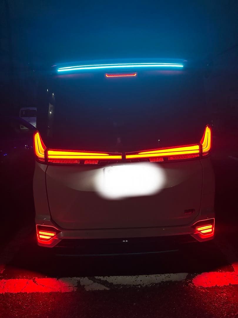 ヴォクシー・ノア90 テールランプ 12_231201_AMW_valenti_90noahvo