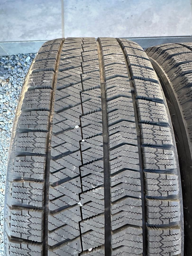 225/60/R17 スタッドレス　タイヤホイール4本セット　24年製　VRX2