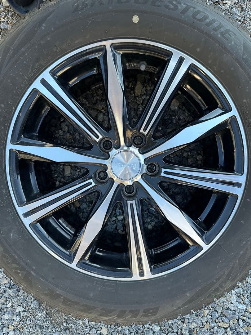 225/60/R17 スタッドレス　タイヤホイール4本セット　24年製　VRX2