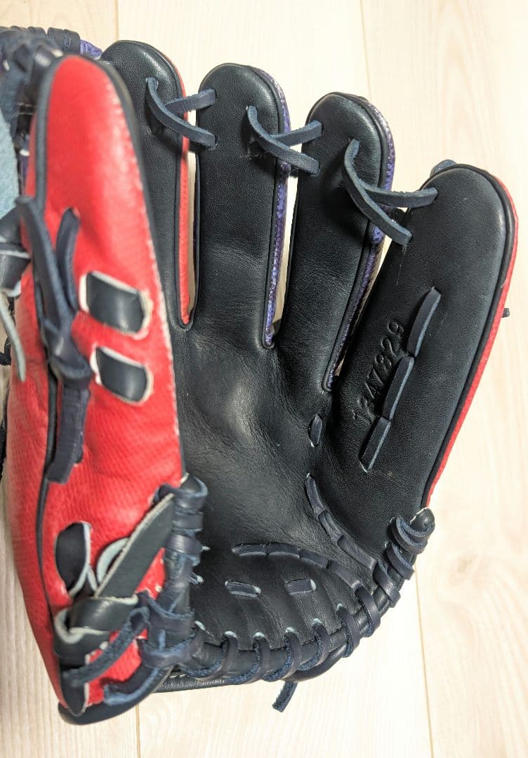 アンダーアーマー 軟式一般用グローブ オールスター限定モデル - メルカリ