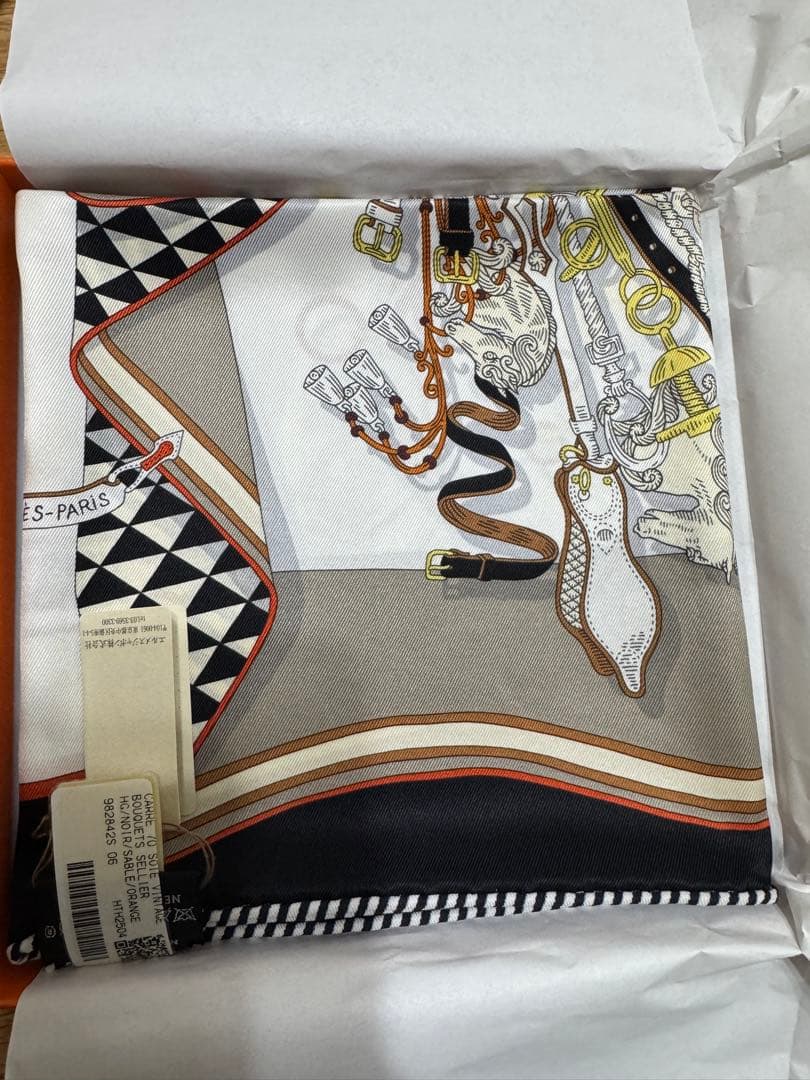 エルメス スカーフ カレ70 鞍職人の花束 シルク 2025春夏 新品未使用