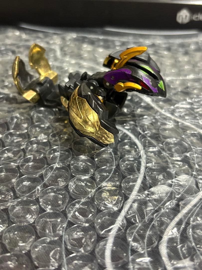 爆丸 覇タヴァネル