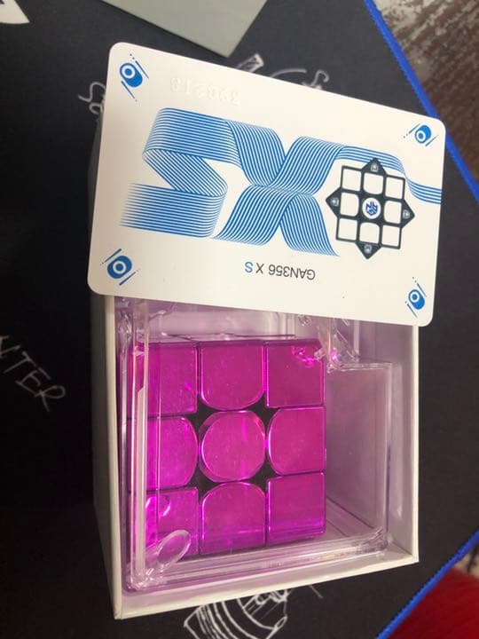 GAN 356XSM「電気メッキ」明るいピンク ルービックキューブ