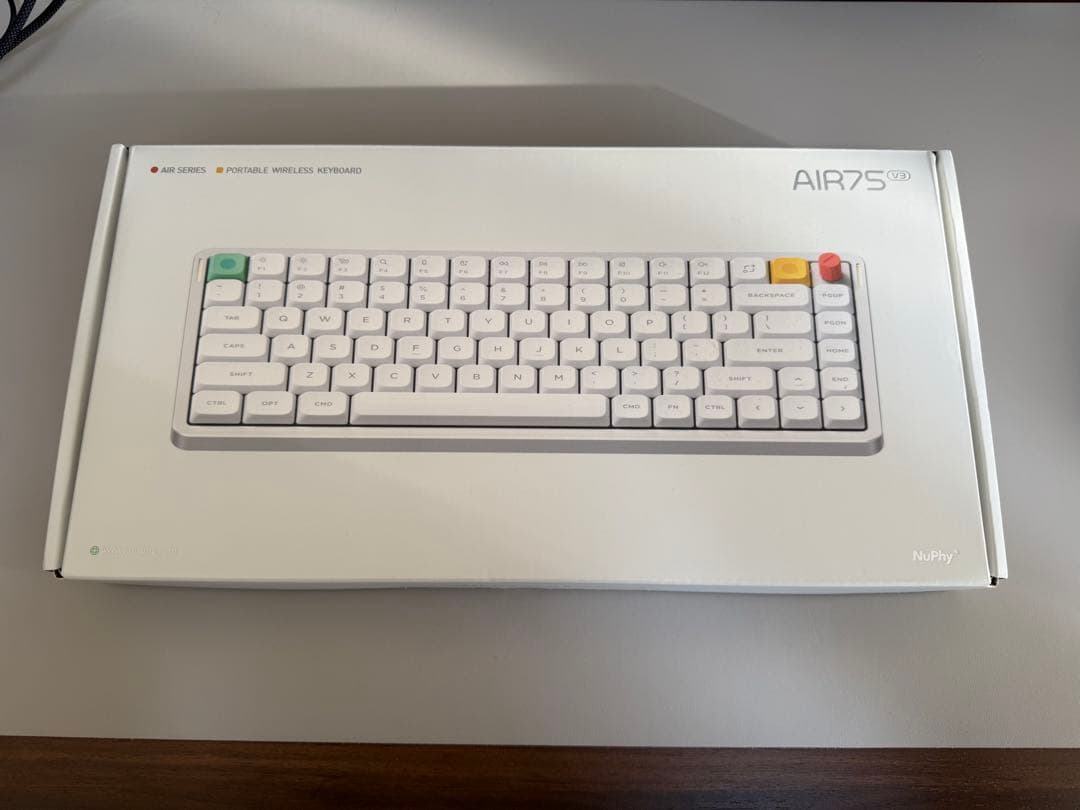 専用出品】Nuphy Air75 V3 （ホワイト・茶軸・US配列） - メルカリ