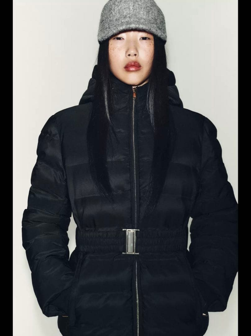 ZARA ダウンジャケット 黒 スリムフィットショート 今期