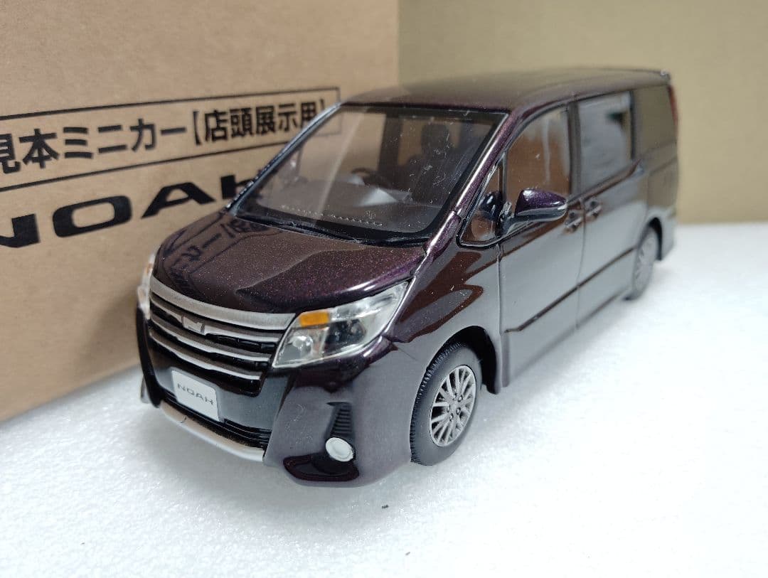 トヨタ ノア Si 80前期型 カラーサンプルミニカー 非売品 3R9 - メルカリ