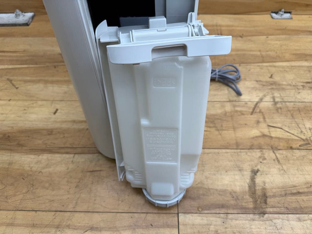 SI186 SHARP 加湿空気清浄機 KC-N50-W 2023年製の通販｜www