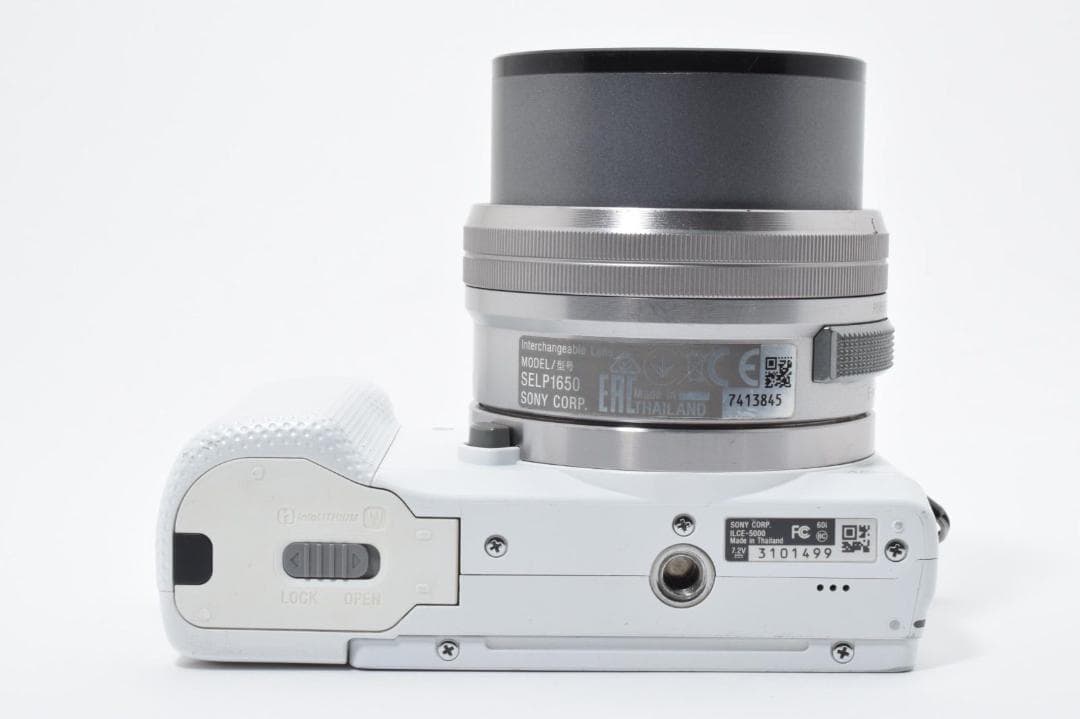 美品】ソニー SONY a5000 デジカメ ホワイト ショット7596回 - メルカリ