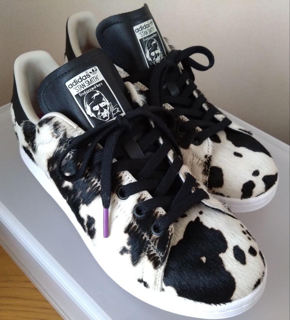 adidas スタンスミス ハラコ 牛柄【25cm】 - メルカリ