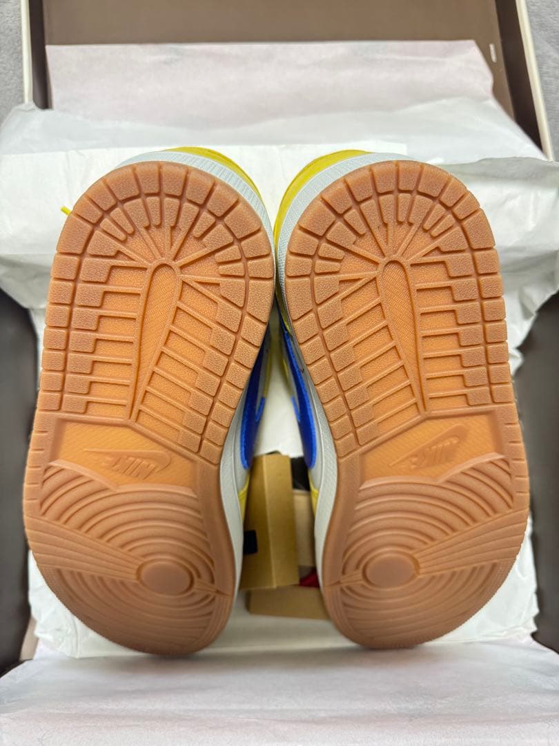 靴 Travis Scott Air Jordan 1 \"Canary\"