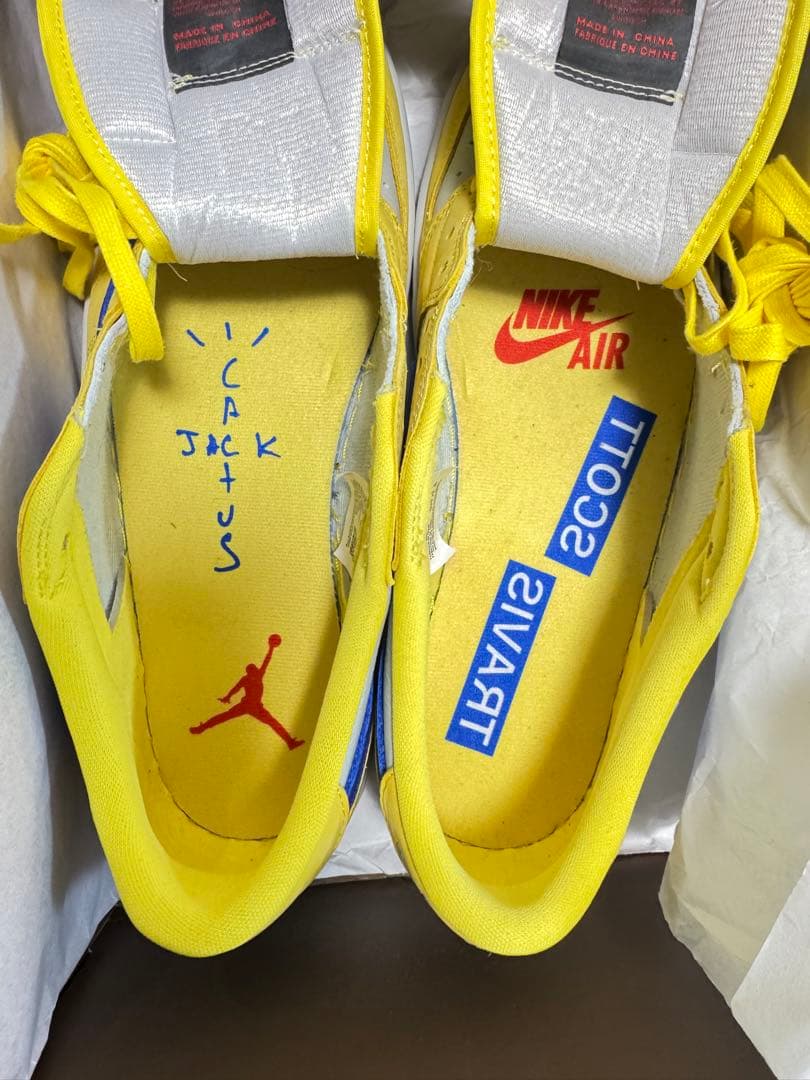 靴 Travis Scott Air Jordan 1 \"Canary\"