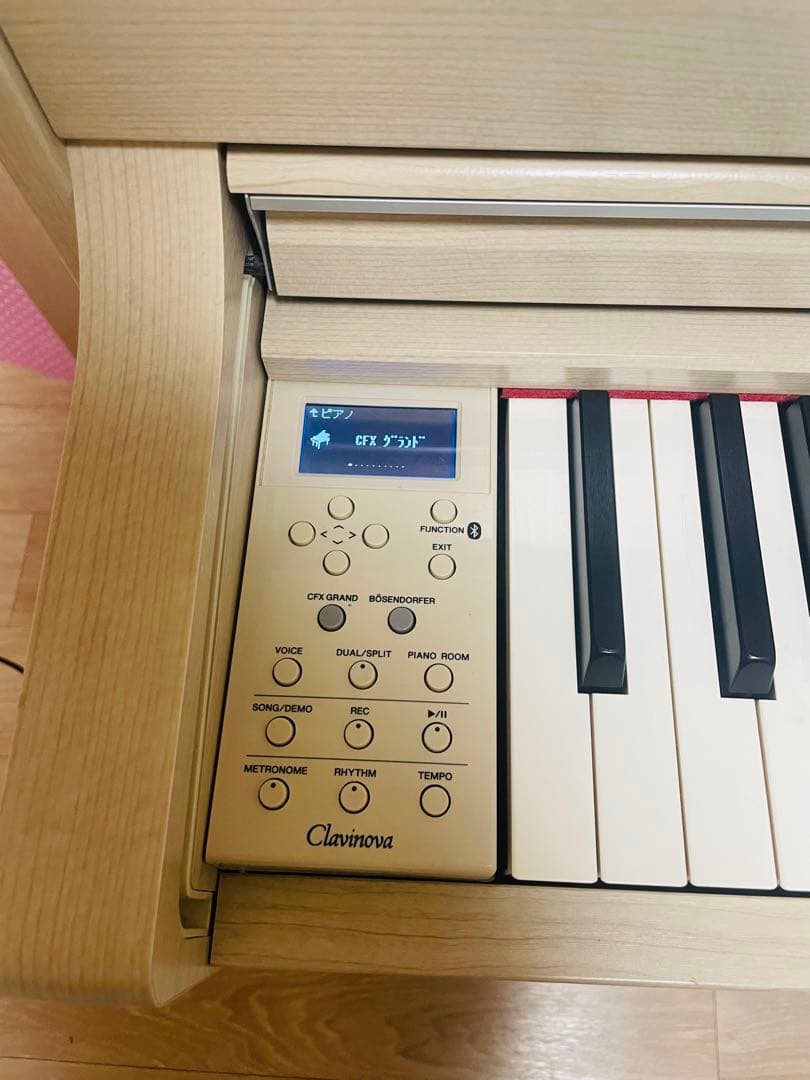 ヤマハ デジタルピアノ クラビノー CLP-645WA 椅子とメトロノーム