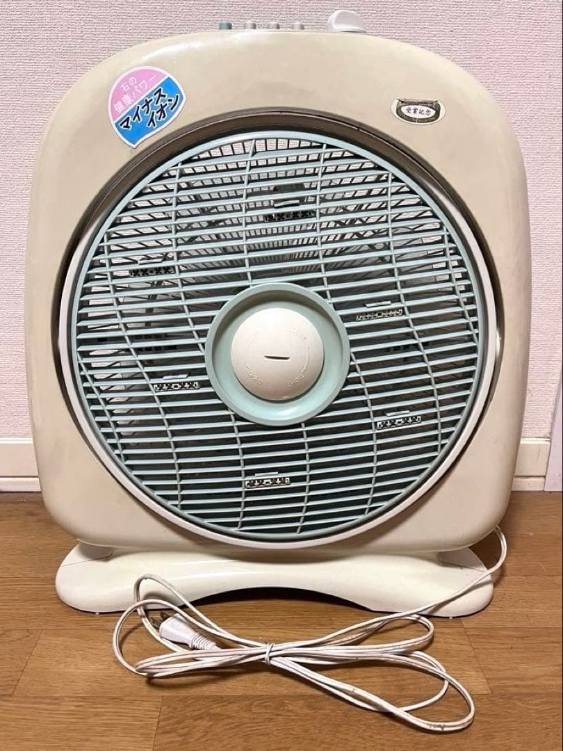 新林の滝 マイナスイオン発生 扇風機 NW-38 楽天市場】マイナスイオン扇風機 『新林の滝（森林の滝）』 ブラック