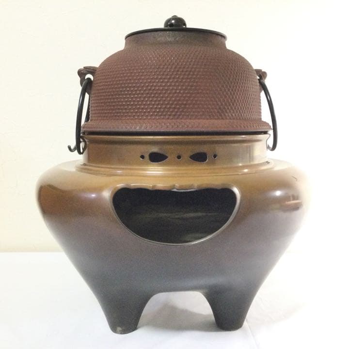 唐銅朝鮮風炉 敬典茶釜 人間国宝 供箱付 茶道具 B494 - メルカリ