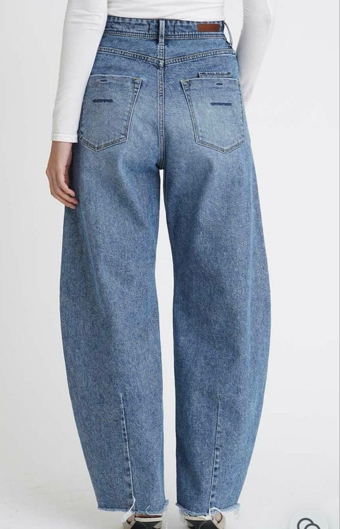 YANUK ヤヌーク　カーブテーパード \"LAURA\" 23