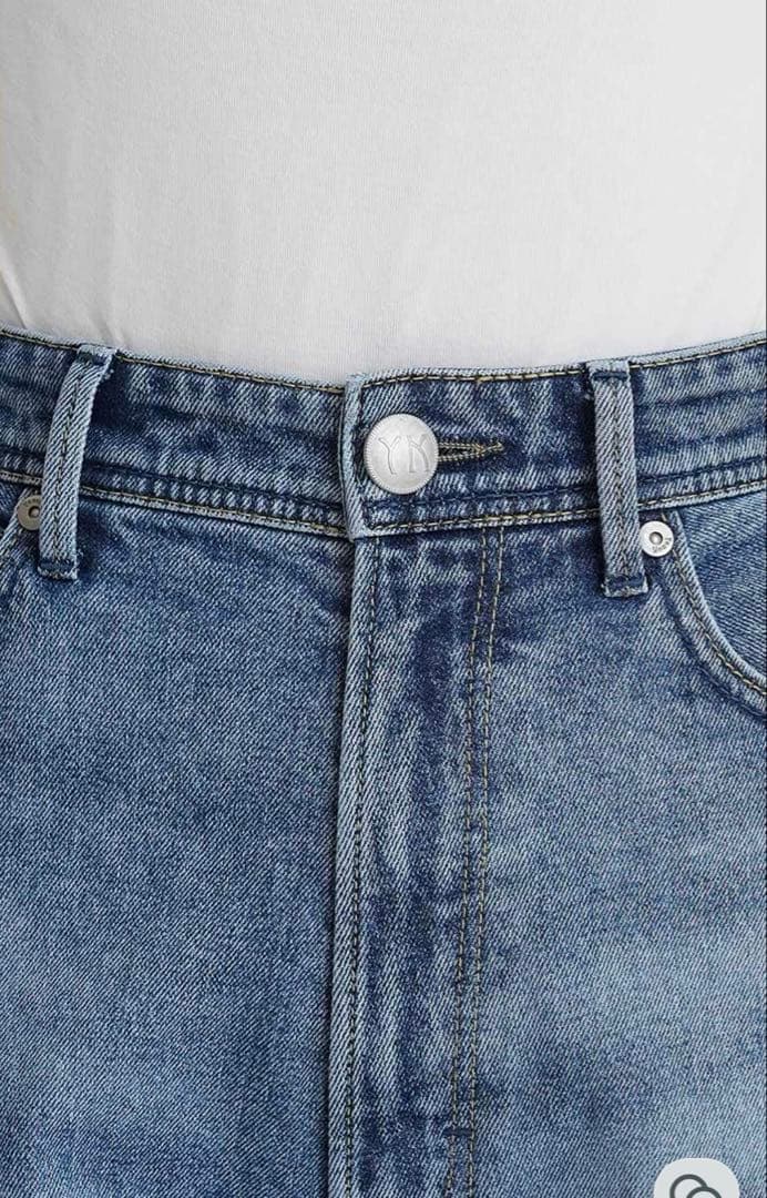 YANUK ヤヌーク　カーブテーパード \"LAURA\" 23