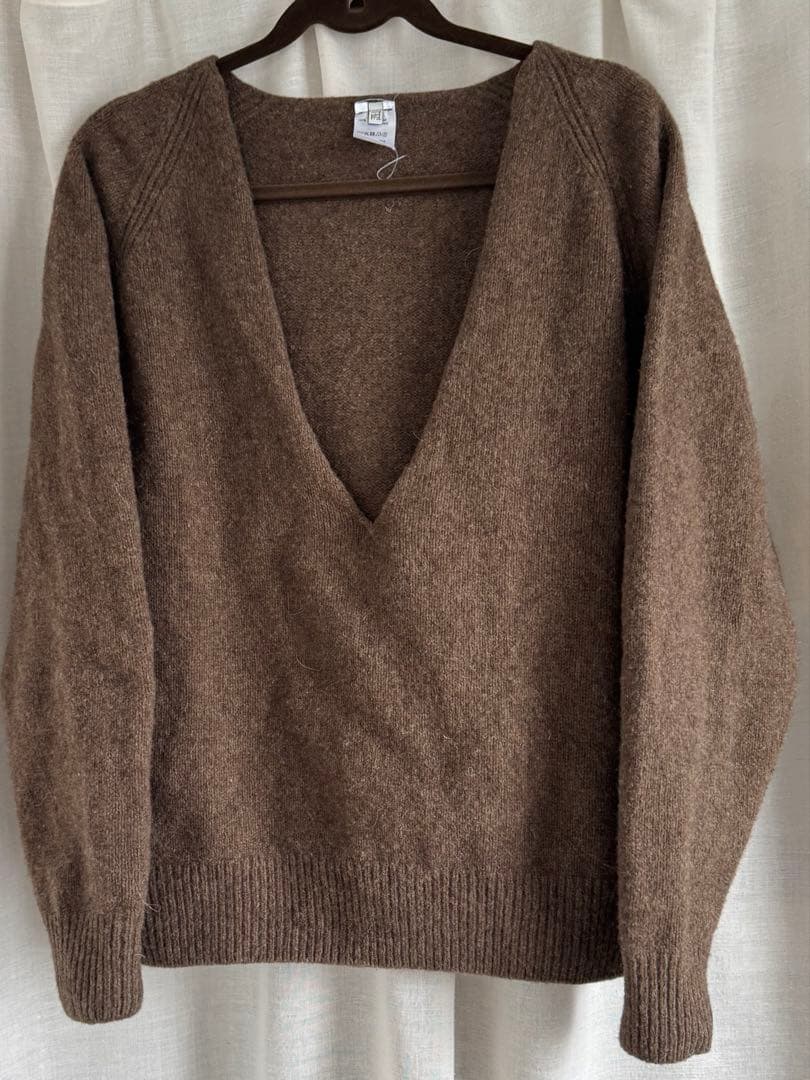 ベースレンジ　Soar V Neck Soar Vネック in Assortment | Recycled wool | ja | Baserange